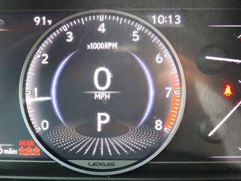 Used 2019 Lexus UX 200 w/ Premium Package FWD image 43