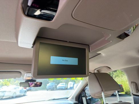 Used 2023 Honda Odyssey Elite image 31
