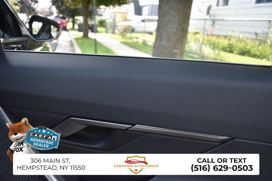 Used 2025 BMW 530i RWD image 24
