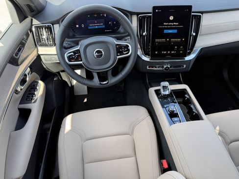 New 2026 Volvo XC90 B5 Plus image 13