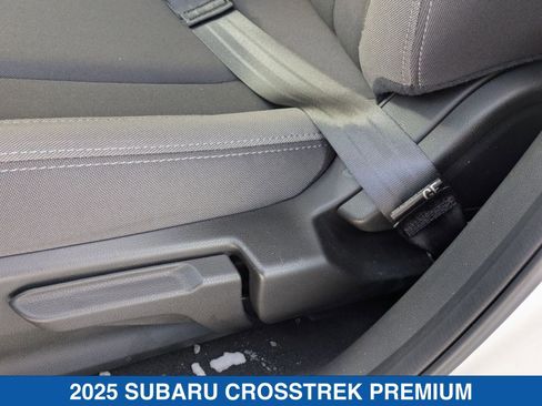 Certified 2025 Subaru Crosstrek 2.0i Premium image 27