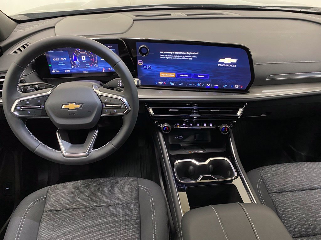 New 2027 Chevrolet Traverse LT w/ Driver Confidence Package AWD/4WD image 23