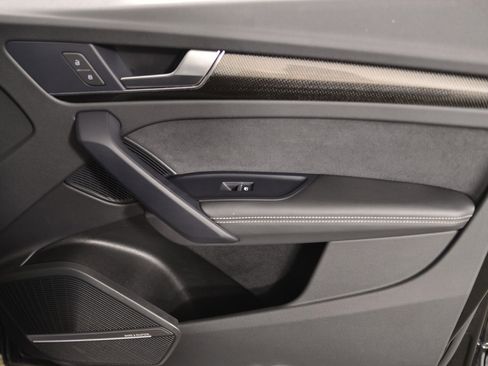 Certified 2022 Audi SQ5 Premium Plus image 20