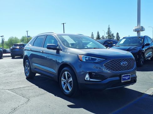Certified 2023 Ford Edge SEL w/ Convenience Package AWD/4WD image 8