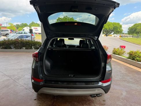 Used 2017 Hyundai Tucson Limited AWD/4WD image 23
