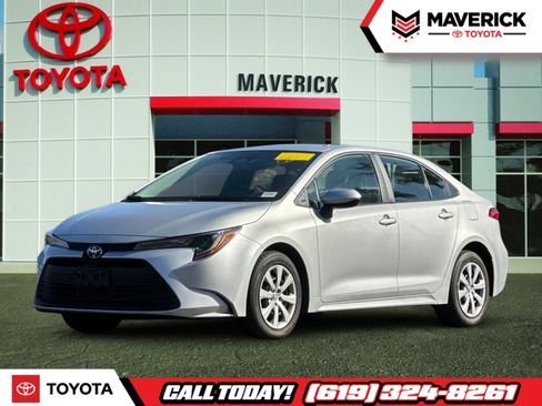 Used 2024 Toyota Corolla LE image 1