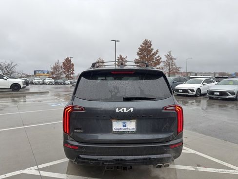 Used 2022 Kia Telluride SX w/ SX Prestige Package image 9