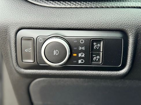 Used 2024 Ford Explorer ST w/ Technology Package AWD/4WD image 21