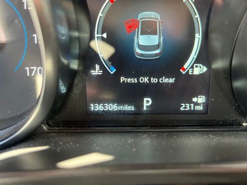 Used 2019 Jaguar F-PACE Prestige AWD/4WD image 8