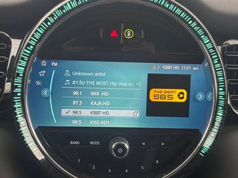 Used 2022 MINI Cooper S image 8