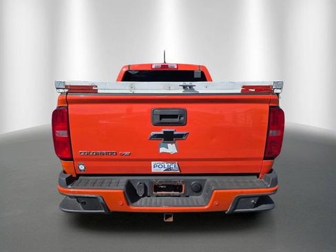 Used 2019 Chevrolet Colorado W/T w/ WT Convenience Package RWD image 3