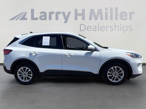 Certified 2021 Ford Escape SE FWD image 6