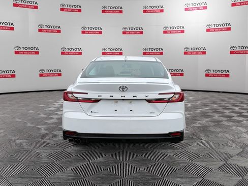 Certified 2025 Toyota Camry SE image 4