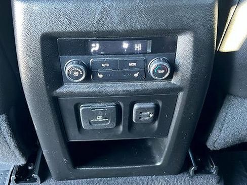 Certified 2023 Chevrolet Traverse High Country w/ LPO, Floor Liner Package image 17