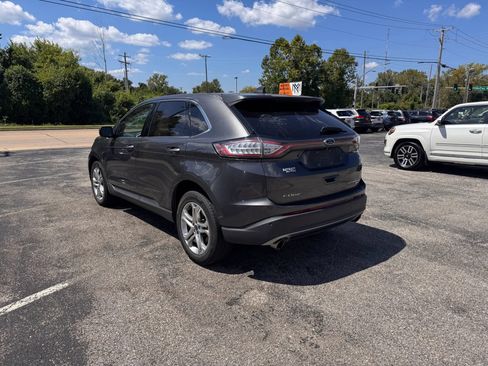 Used 2017 Ford Edge Titanium w/ Technology Package FWD image 2