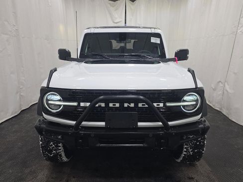 Used 2024 Ford Bronco Wildtrak image 2