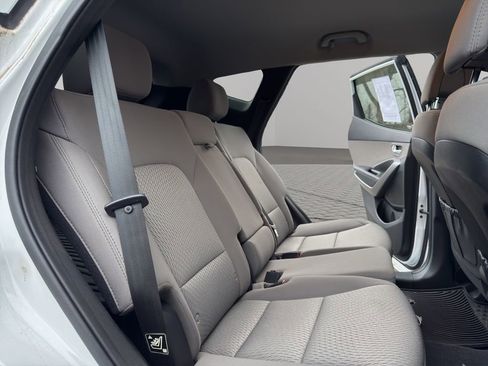 Used 2016 Hyundai Santa Fe Sport image 10