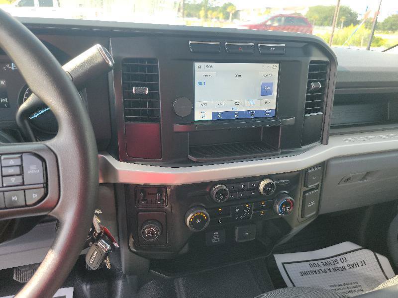 Used 2023 Ford F250 XL w/ XL Driver Assist Package RWD image 14