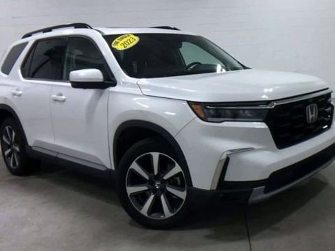 Used 2023 Honda Pilot Elite image 5