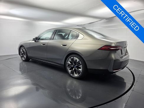 Certified 2024 BMW i5 eDrive40i w/ M Sport Package RWD image 6