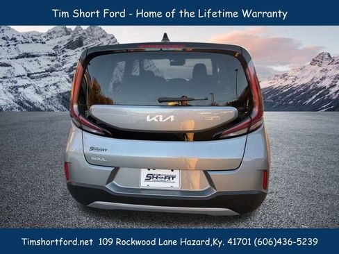 Used 2025 Kia Soul LX w/ LX Technology Package image 6
