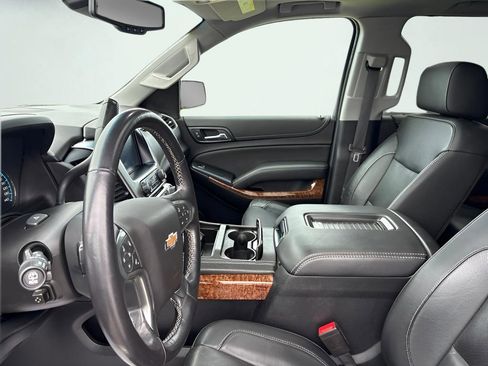 Used 2019 Chevrolet Tahoe Premier AWD/4WD image 27