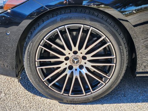 Used 2023 Mercedes-Benz C 300 Sedan image 12