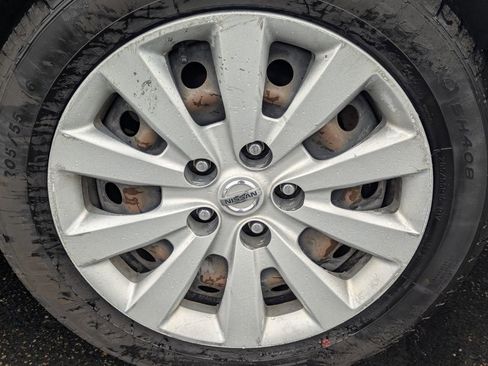 Used 2017 Nissan Sentra S image 13