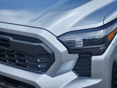 New 2026 Toyota Tacoma TRD Off-Road AWD/4WD image 5
