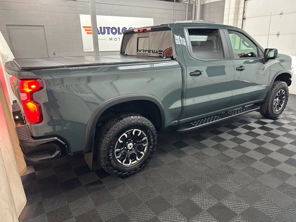Used 2025 Chevrolet Silverado 1500 ZR2 w/ Technology Package AWD/4WD image 10
