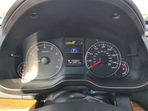 Used 2014 Subaru Outback 2.5i Limited image 29