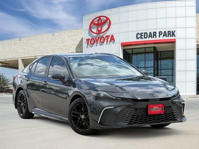 Used 2025 Toyota Camry SE w/ Convenience Package