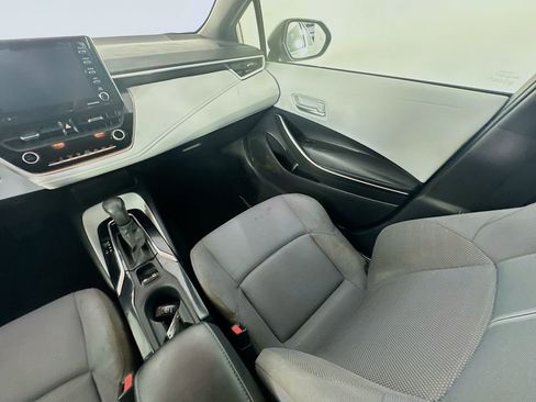 Used 2021 Toyota Corolla SE w/ SE Premium Package image 11