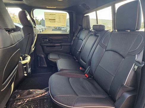 New 2026 RAM 3500 Limited AWD/4WD image 15