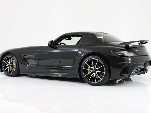 Used 2014 Mercedes-Benz SLS AMG Black Series image 5