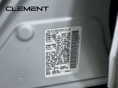 Used 2020 Nissan Rogue SV image 34