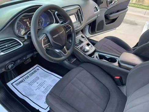 Used 2015 Chrysler 200 Limited image 15