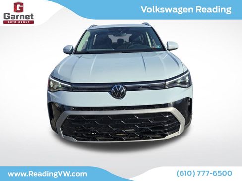 New 2026 Volkswagen Taos SEL image 8