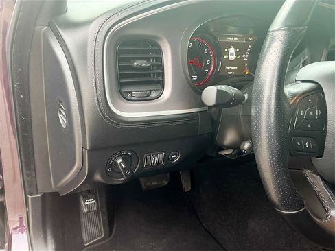Used 2022 Dodge Charger R/T w/ Plus Group image 10