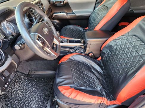 Used 2021 Toyota Tacoma SR5 image 10