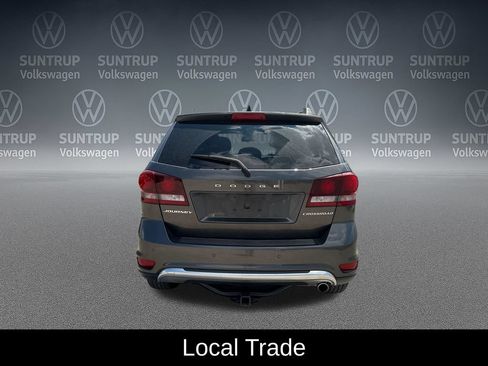 Used 2020 Dodge Journey Crossroad FWD image 4