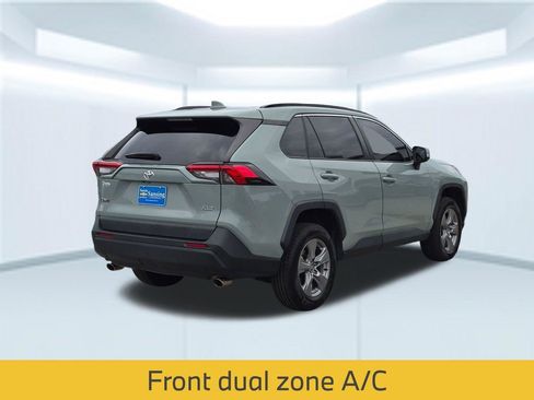 Used 2022 Toyota RAV4 XLE FWD image 6