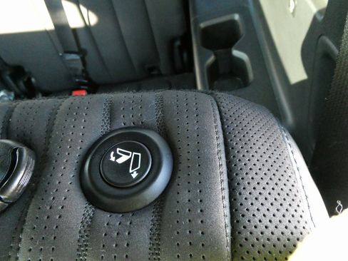 Used 2024 Hyundai Palisade Calligraphy image 23