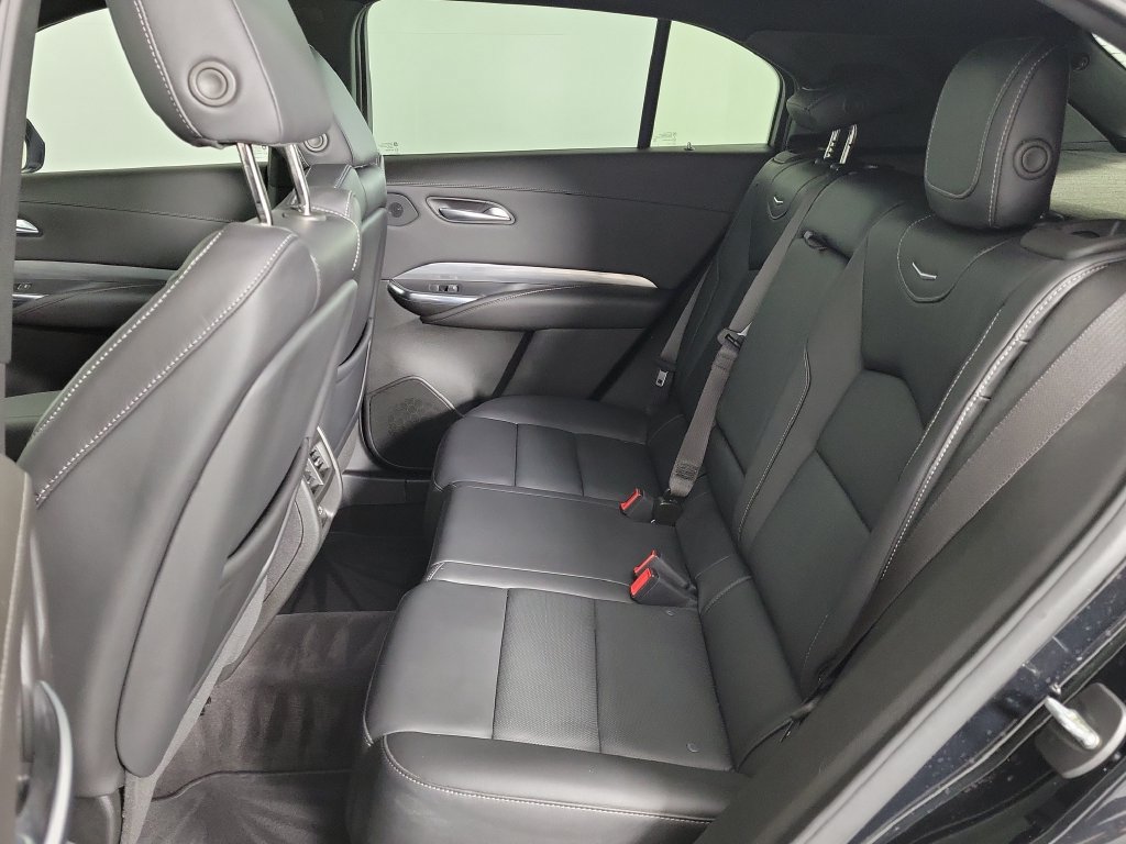 Used 2024 Cadillac XT4 Premium Luxury FWD image 12