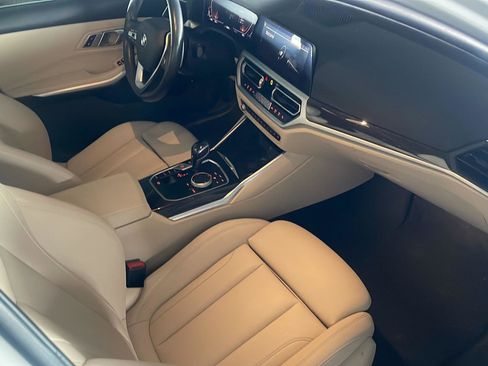 Used 2020 BMW 330i Sedan w/ Driving Assistance Package RWD image 4