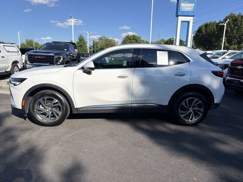 Used 2022 Buick Envision Essence w/ Safety Package FWD image 7