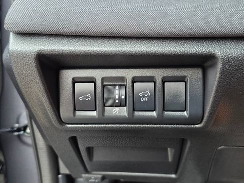 Certified 2025 Subaru Outback Premium AWD/4WD image 36