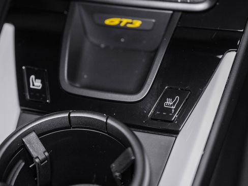 Used 2022 Porsche 911 GT3 image 41