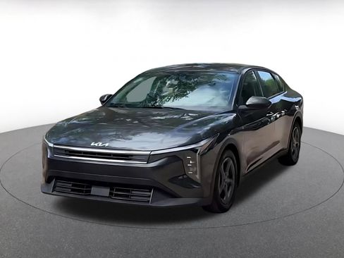 Used 2025 Kia K4 LXS image 7