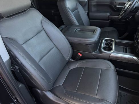 Used 2022 Chevrolet Silverado 3500 LTZ w/ LTZ Plus Package image 23